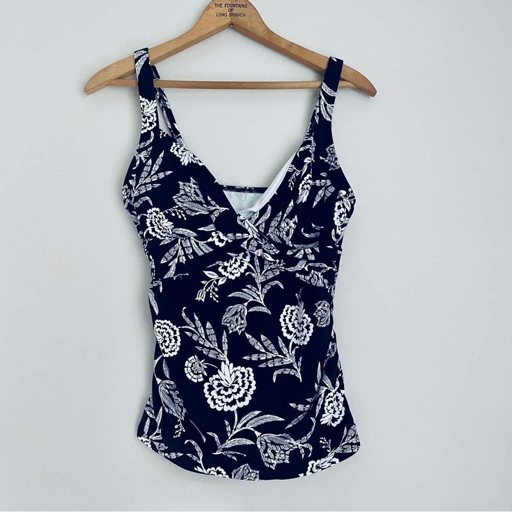 Lands’ End Floral Black White Tankini Top 8L 8 Long